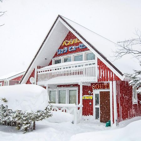 Rusutsu Lodges Pension Lilla Huset Niseko Buitenkant foto