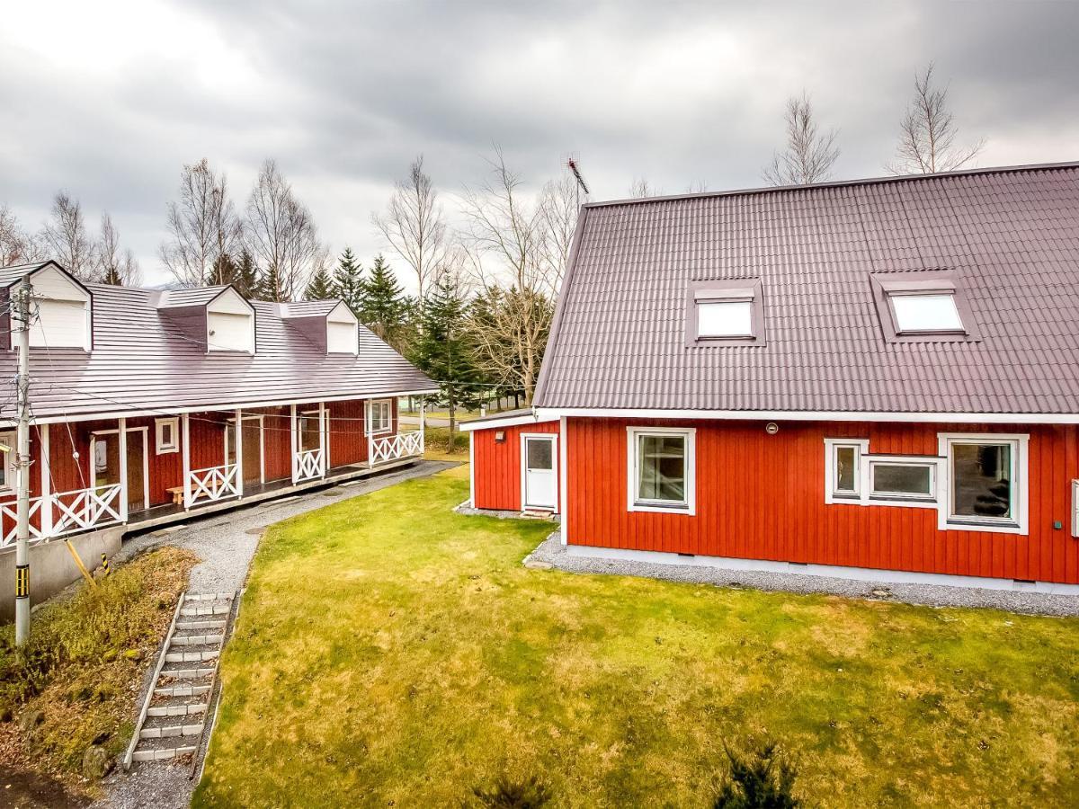 Rusutsu Lodges Pension Lilla Huset Niseko Buitenkant foto