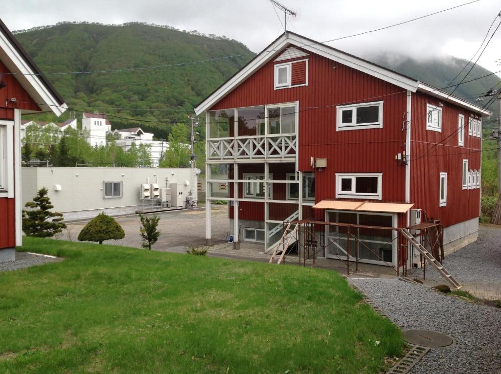 Rusutsu Lodges Pension Lilla Huset Niseko Buitenkant foto