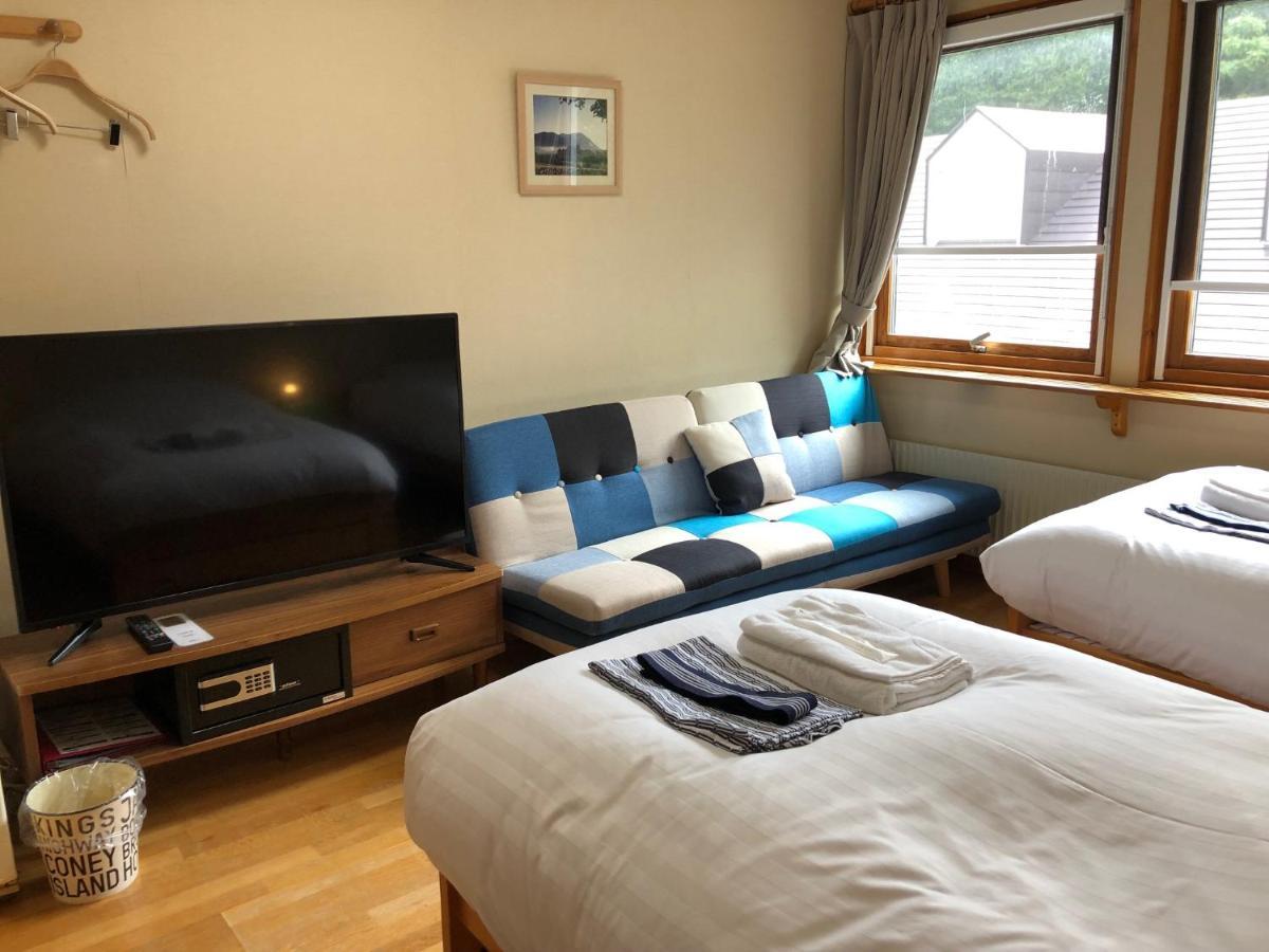 Rusutsu Lodges Pension Lilla Huset Niseko Buitenkant foto